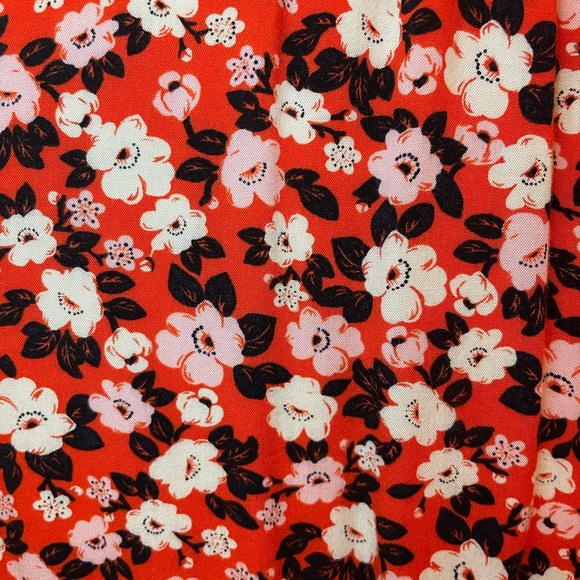 Old Navy Floral Blouse - Red and White - Picture 4 of 7